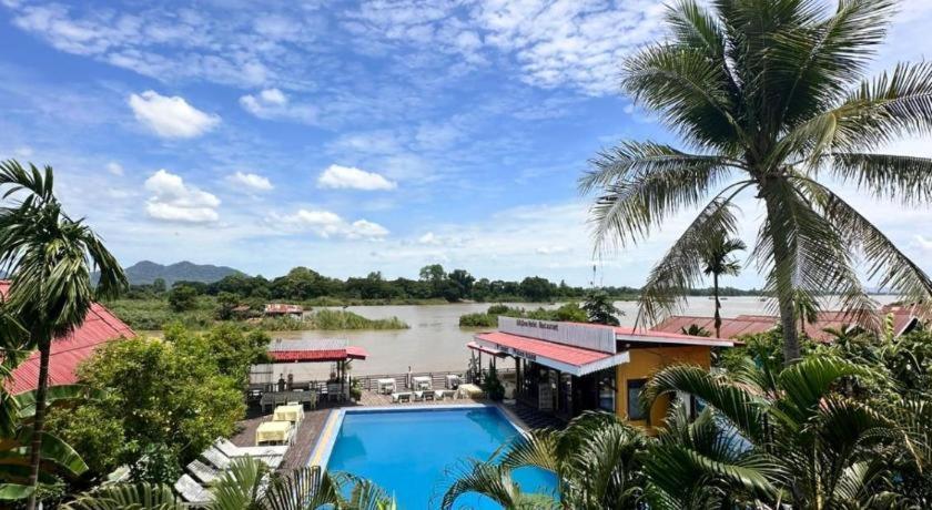 Golden Hotel Dondet Muang Không Esterno foto