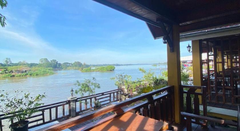 Golden Hotel Dondet Muang Không Esterno foto