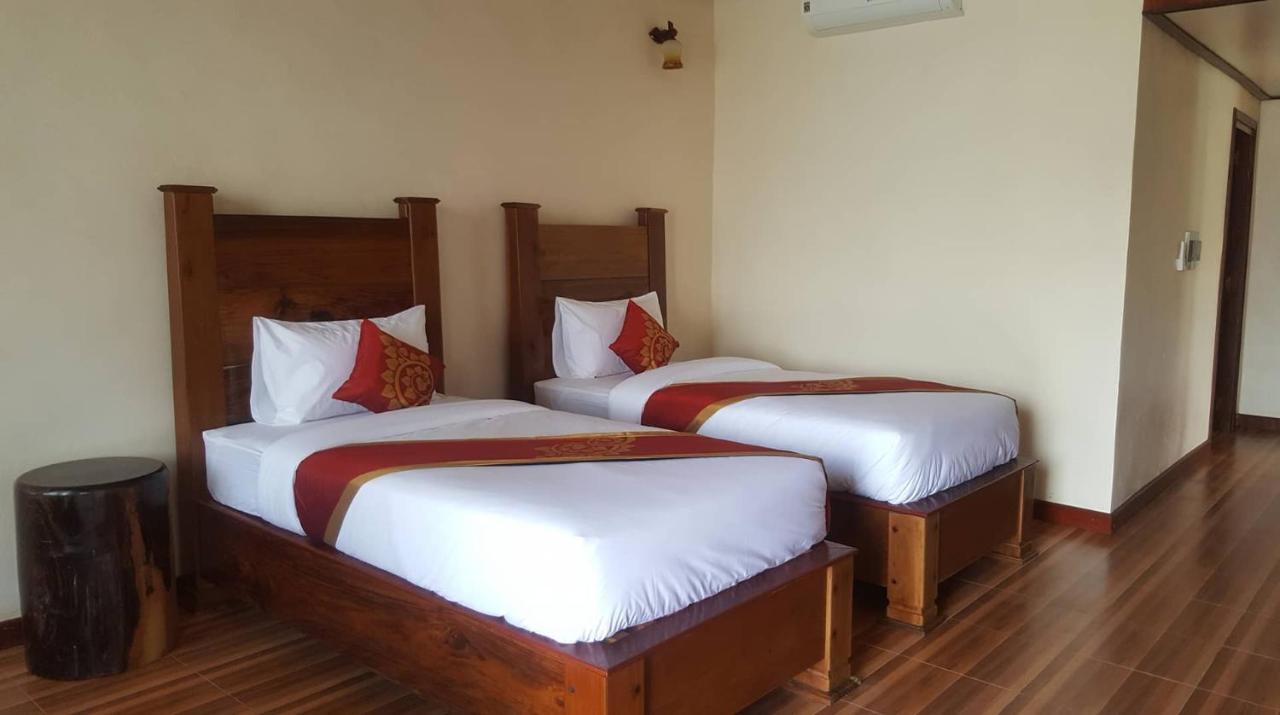 Golden Hotel Dondet Muang Không Esterno foto
